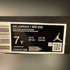 Nike Air Jordan 1 Mid (GS) white pink